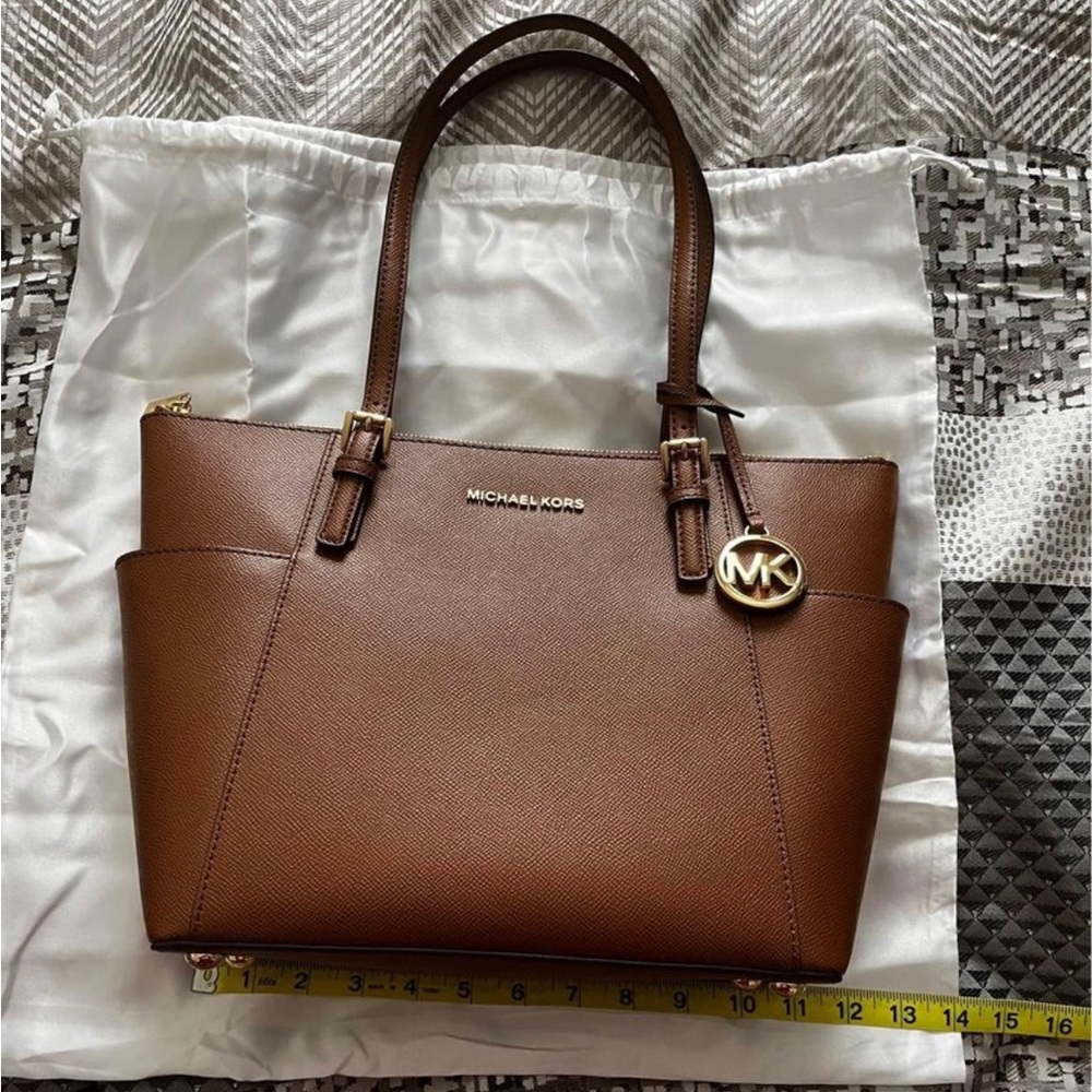 Michael Kors Medium Shoulder Bag